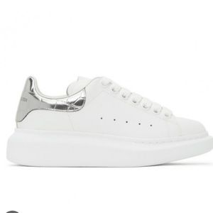 ALEXANDER MCQUEEN SILVER CROC OVERSIZED SNEAKER W 38 1/2